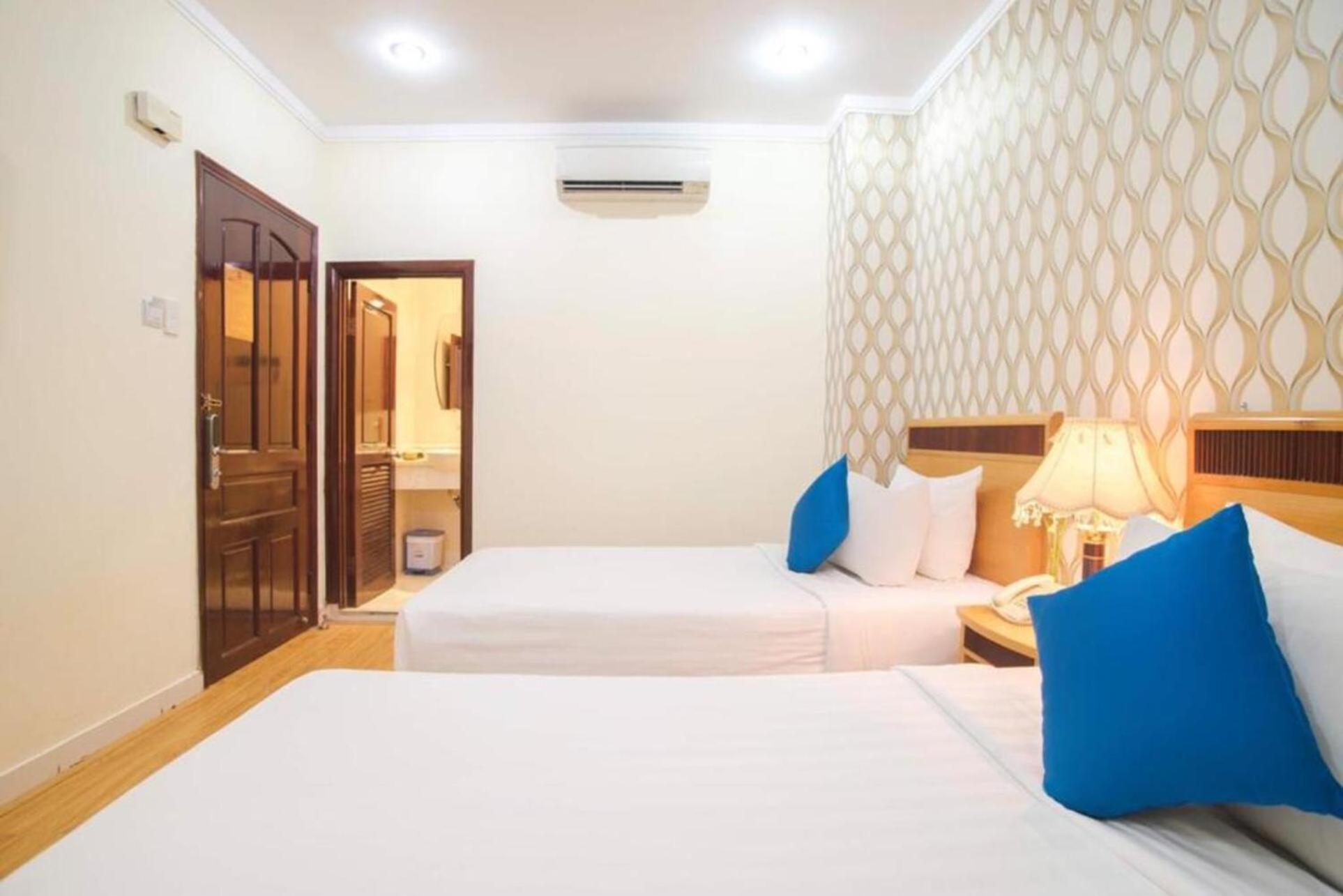 Ruby Saigon Hotel - Le Thanh Ton ホーチミン市 エクステリア 写真