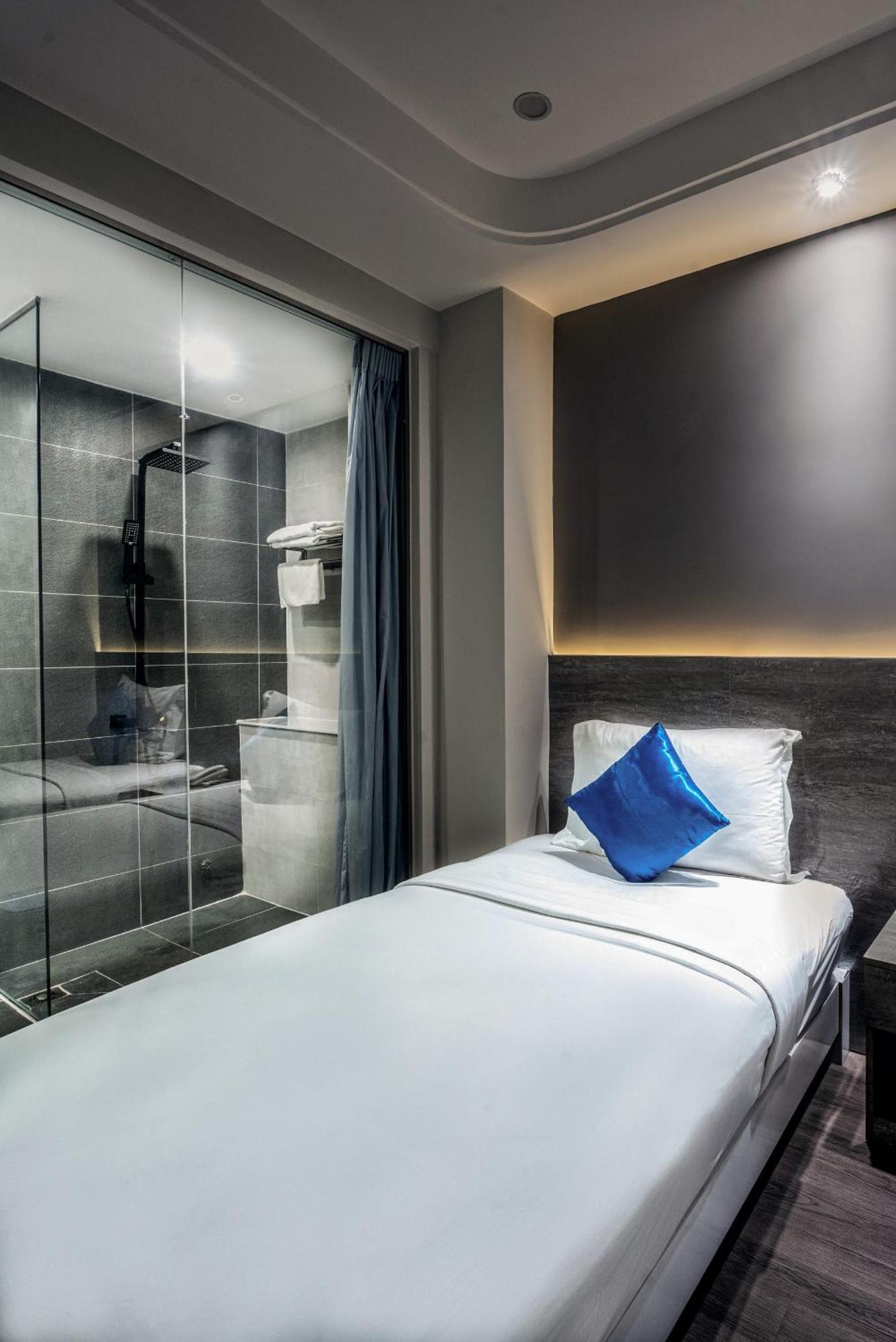 Ruby Saigon Hotel - Le Thanh Ton ホーチミン市 エクステリア 写真